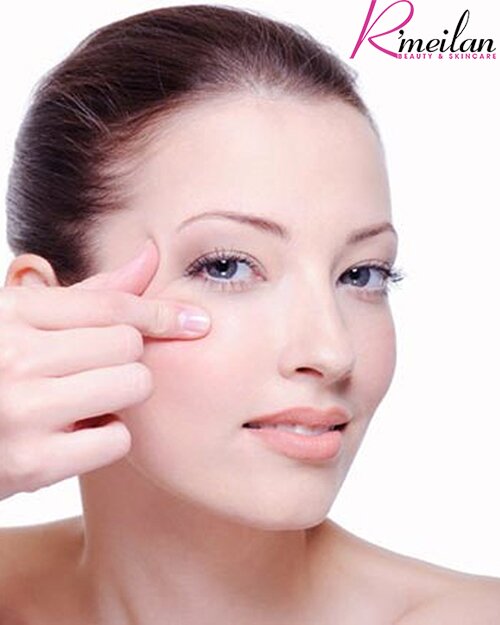 Bí quyết làm căng da mặt tự nhiên rất an toàn