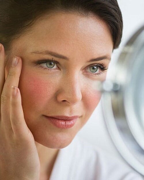 Tuổi trung niên vẫn có thể điều trị nám da dứt điểm